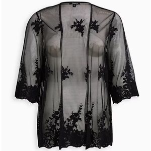 ⚪️NWT Torrid EMBROIDERY MESH KIMONO black size 2 plus 2x